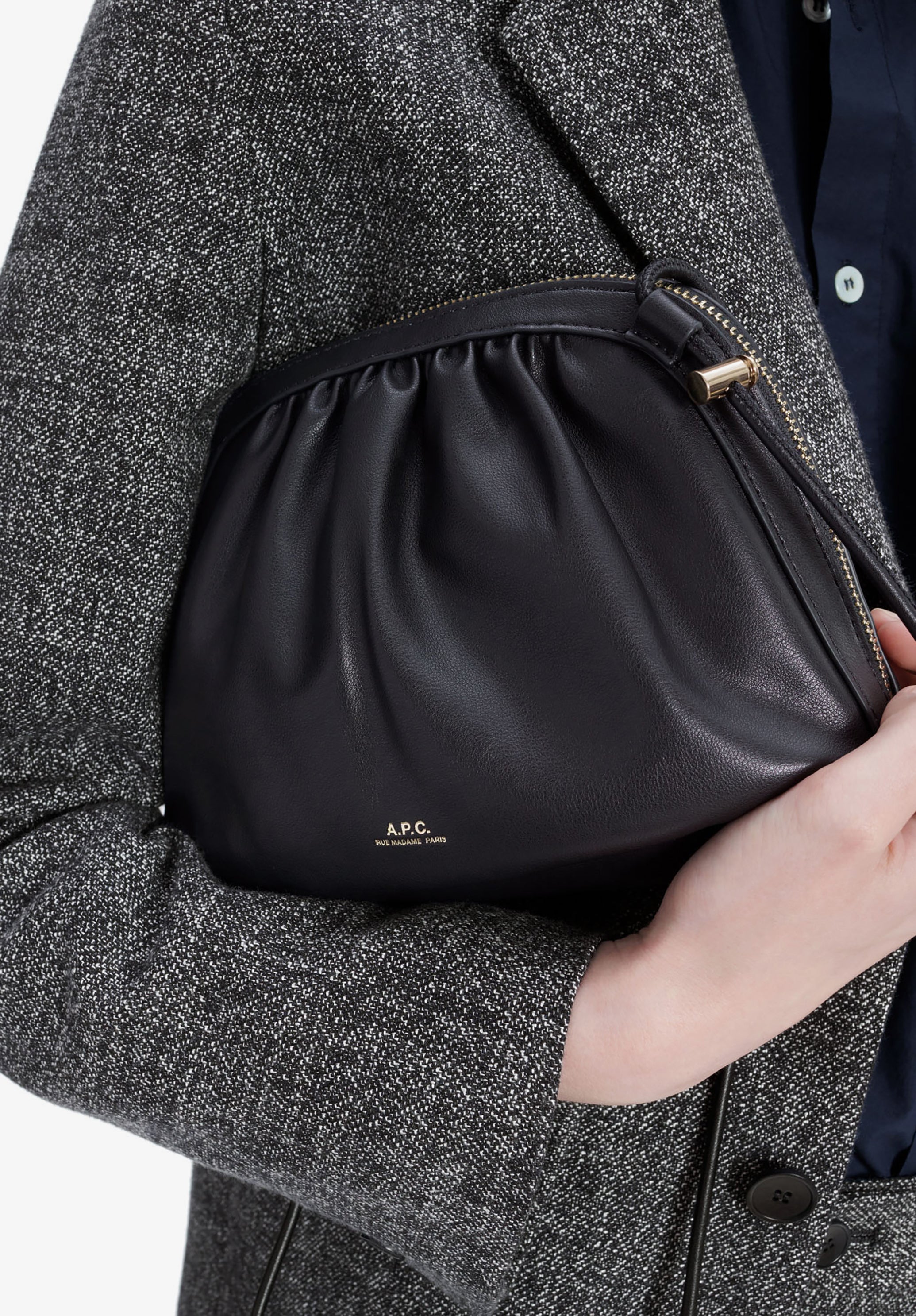 Ninon drawstring bag