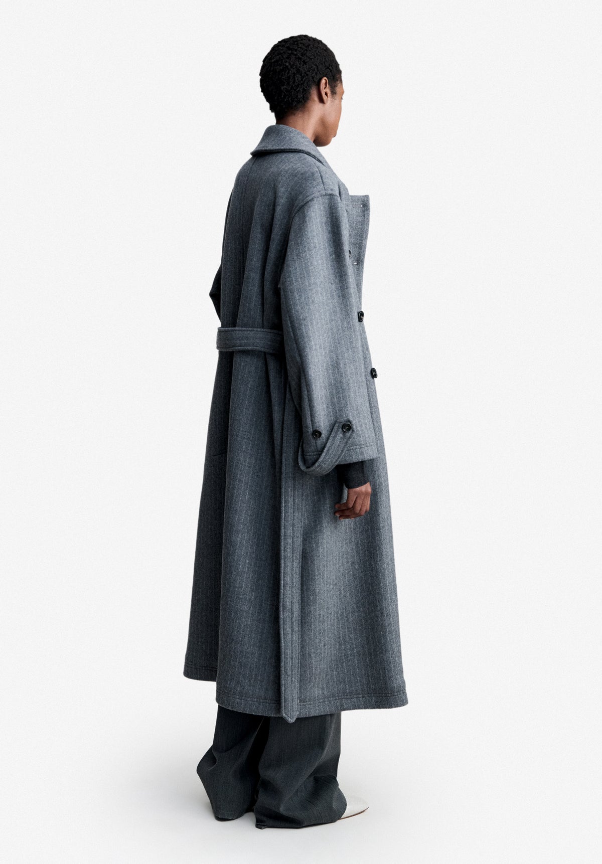 Oversized grey coat in recycled Italian wool - 2