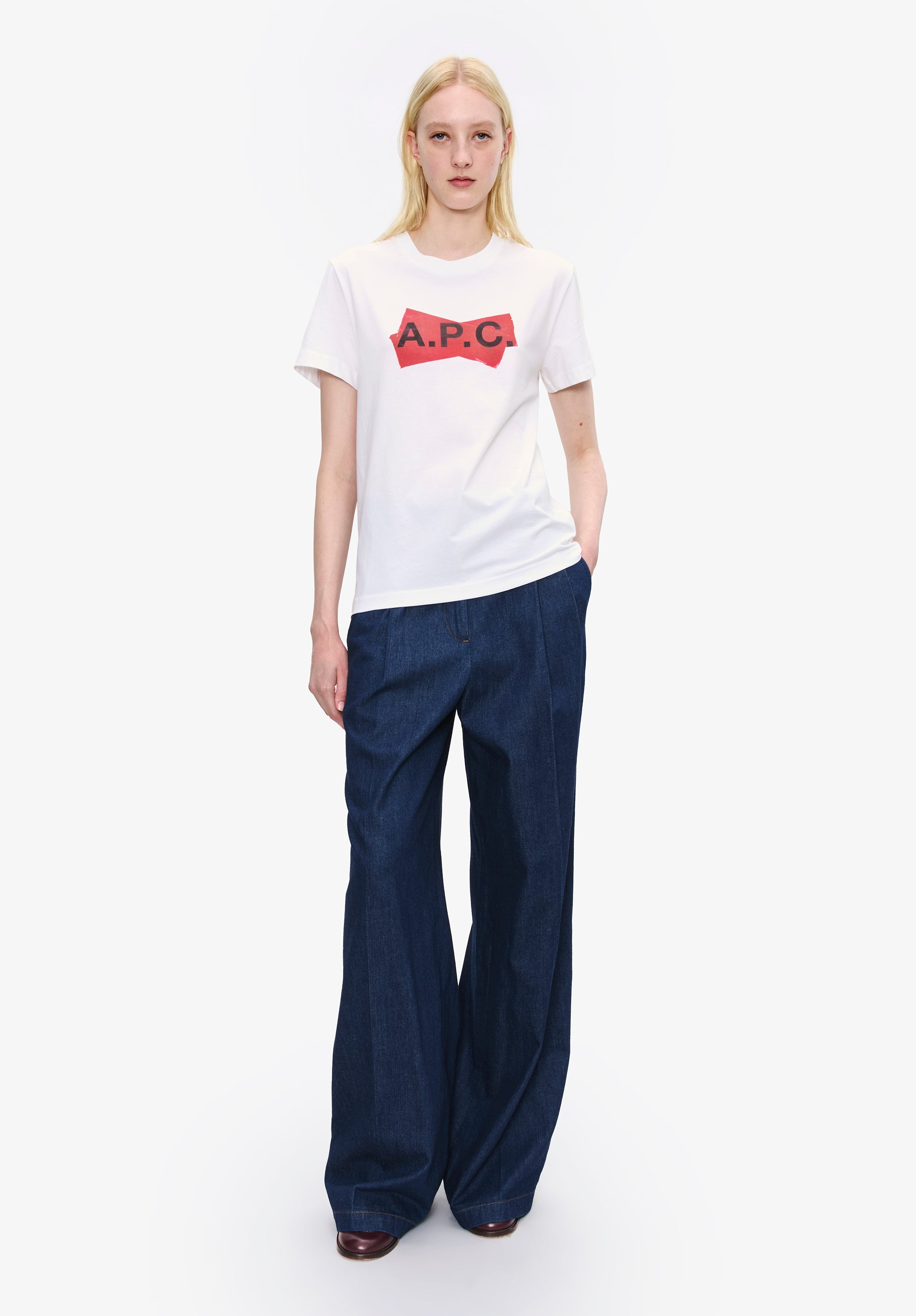 Quality cotton T shirts for men, round collar and polo shirt | A.P.C.