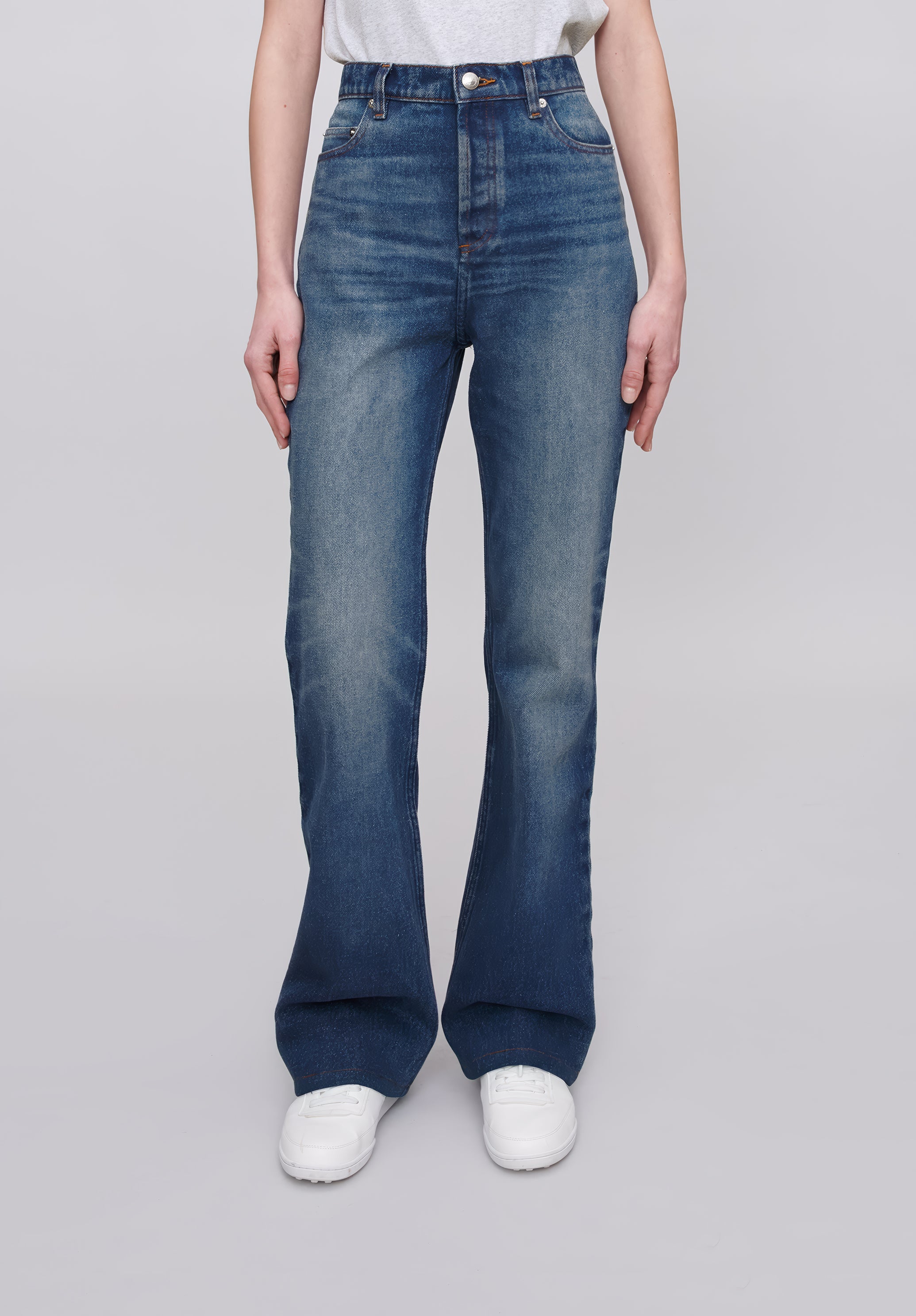 Selvedge denim jeans, stoned washed and raw jeans women | A.P.C.
