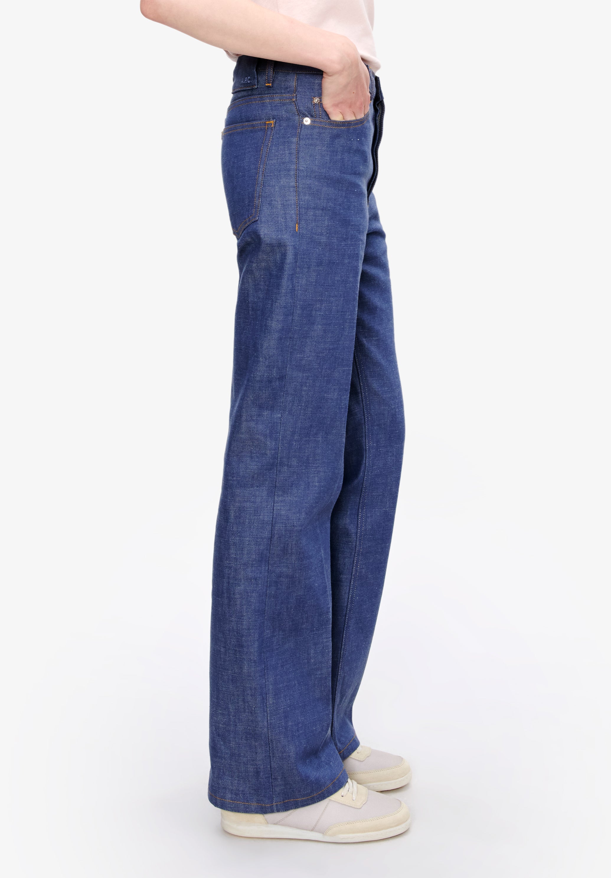 Selvedge denim jeans, stoned washed and raw jeans women | A.P.C.