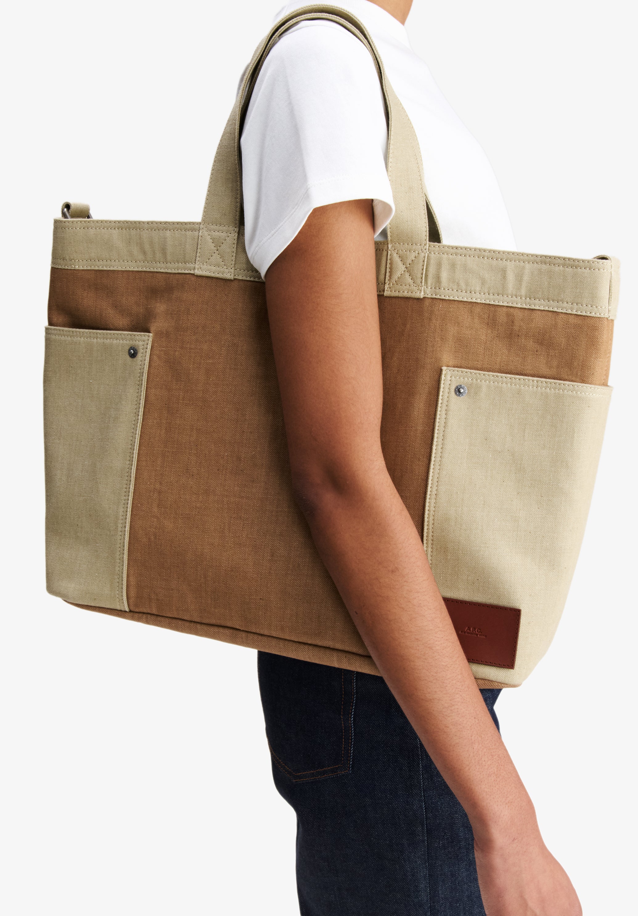 Accordion-Style Tote Bag For Women – Structured Handbag With Snap