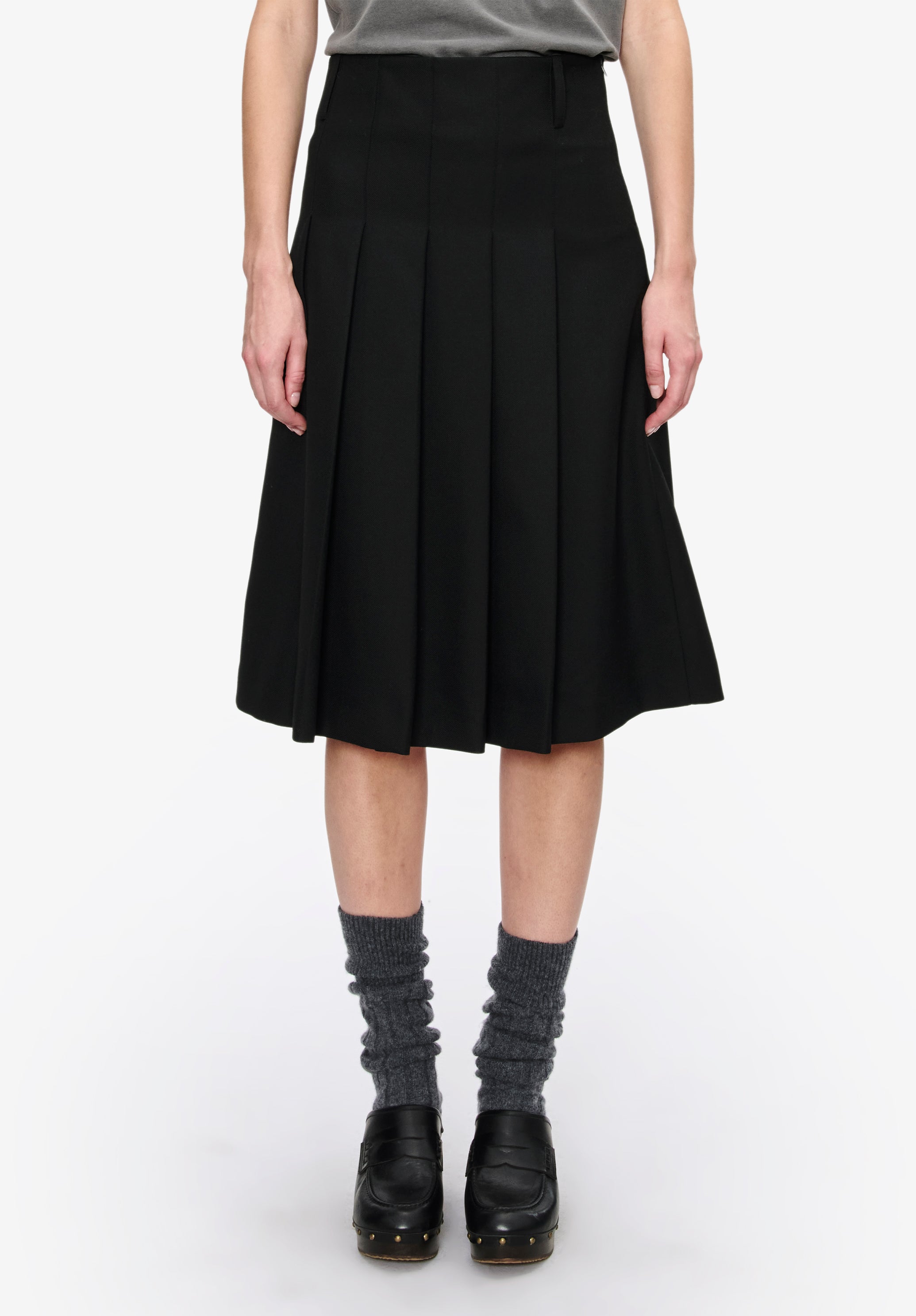 Long pleated skirt | A.P.C.