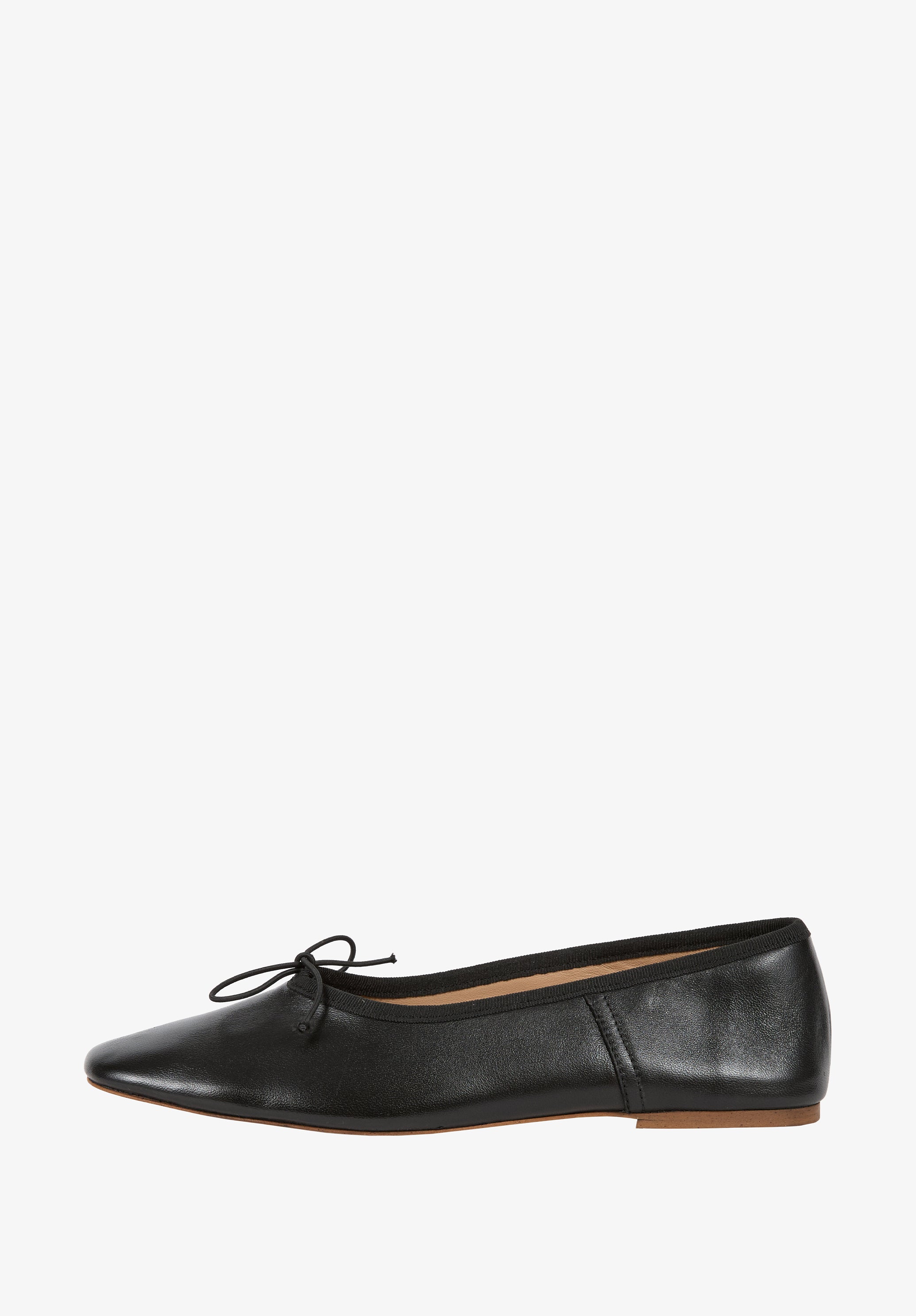 Ballet flats in smooth leather - 0