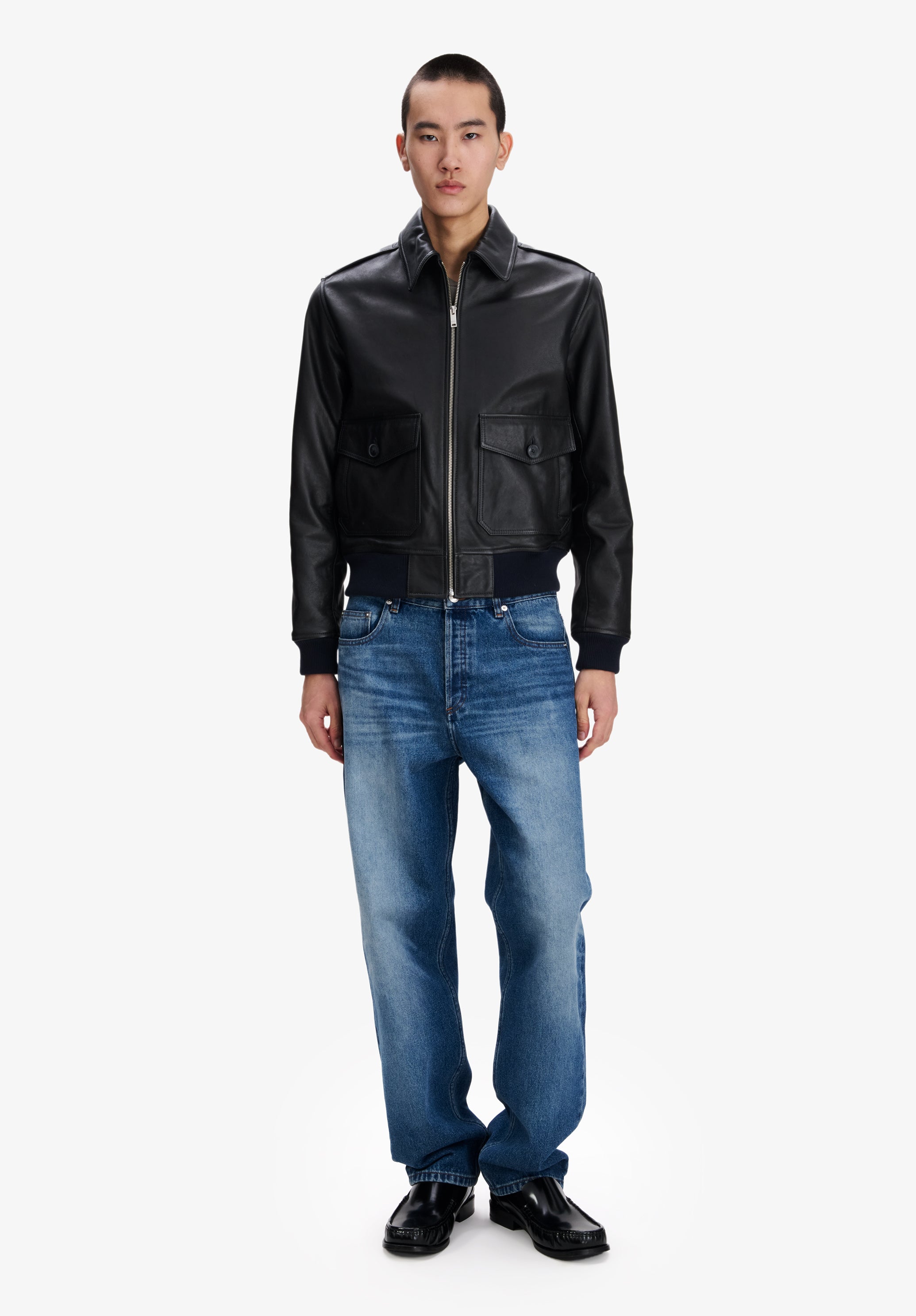 Short black leather jacket - 3
