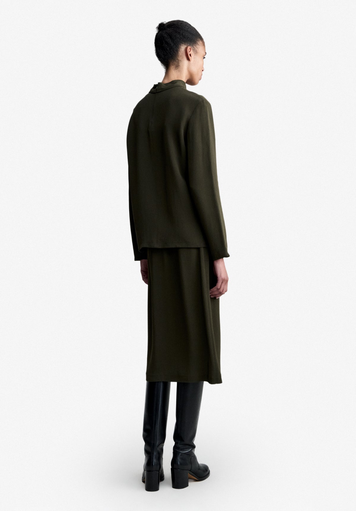 Long dark green skirt