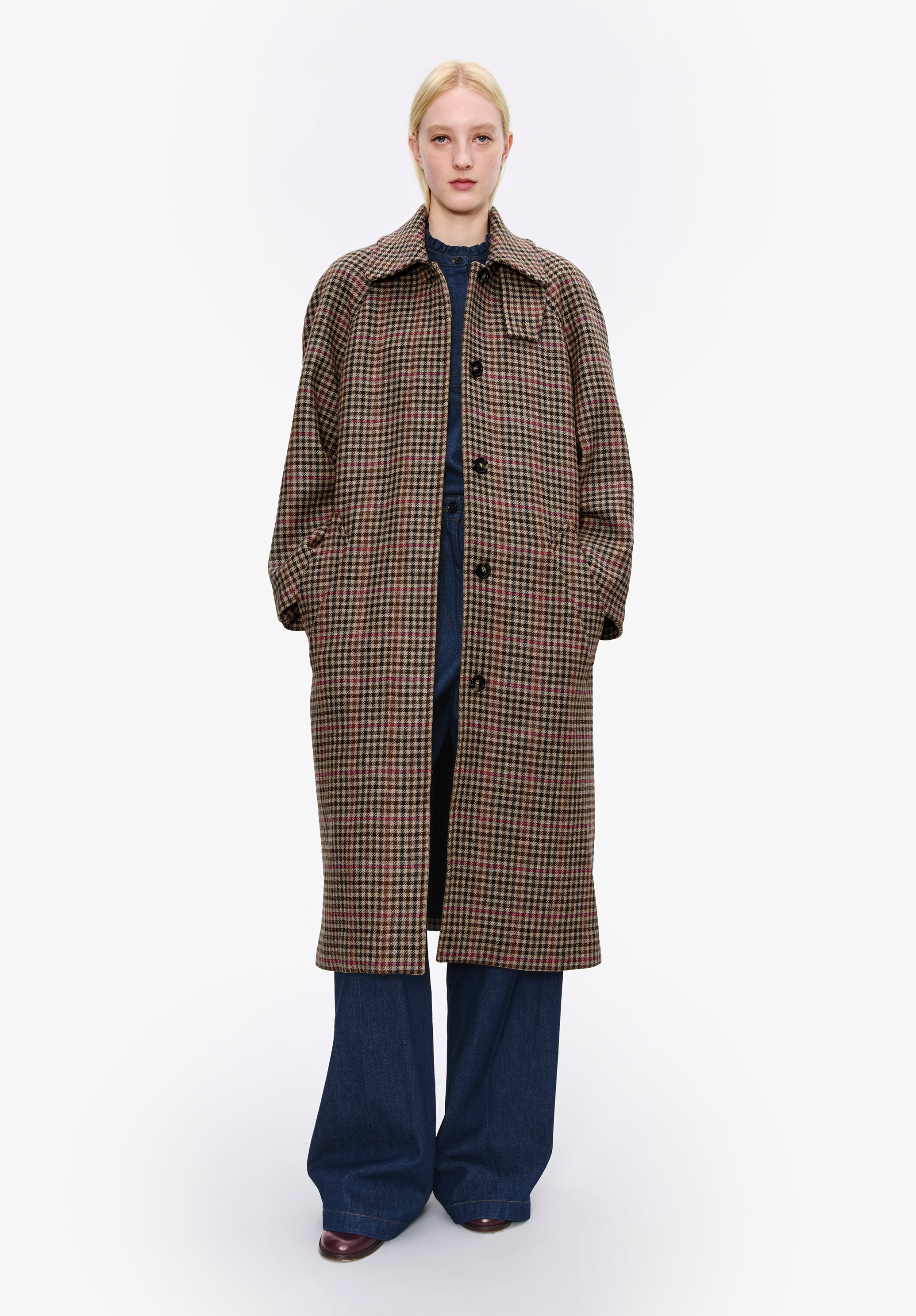 Oversize tartan coat with raglan sleeves | A.P.C.