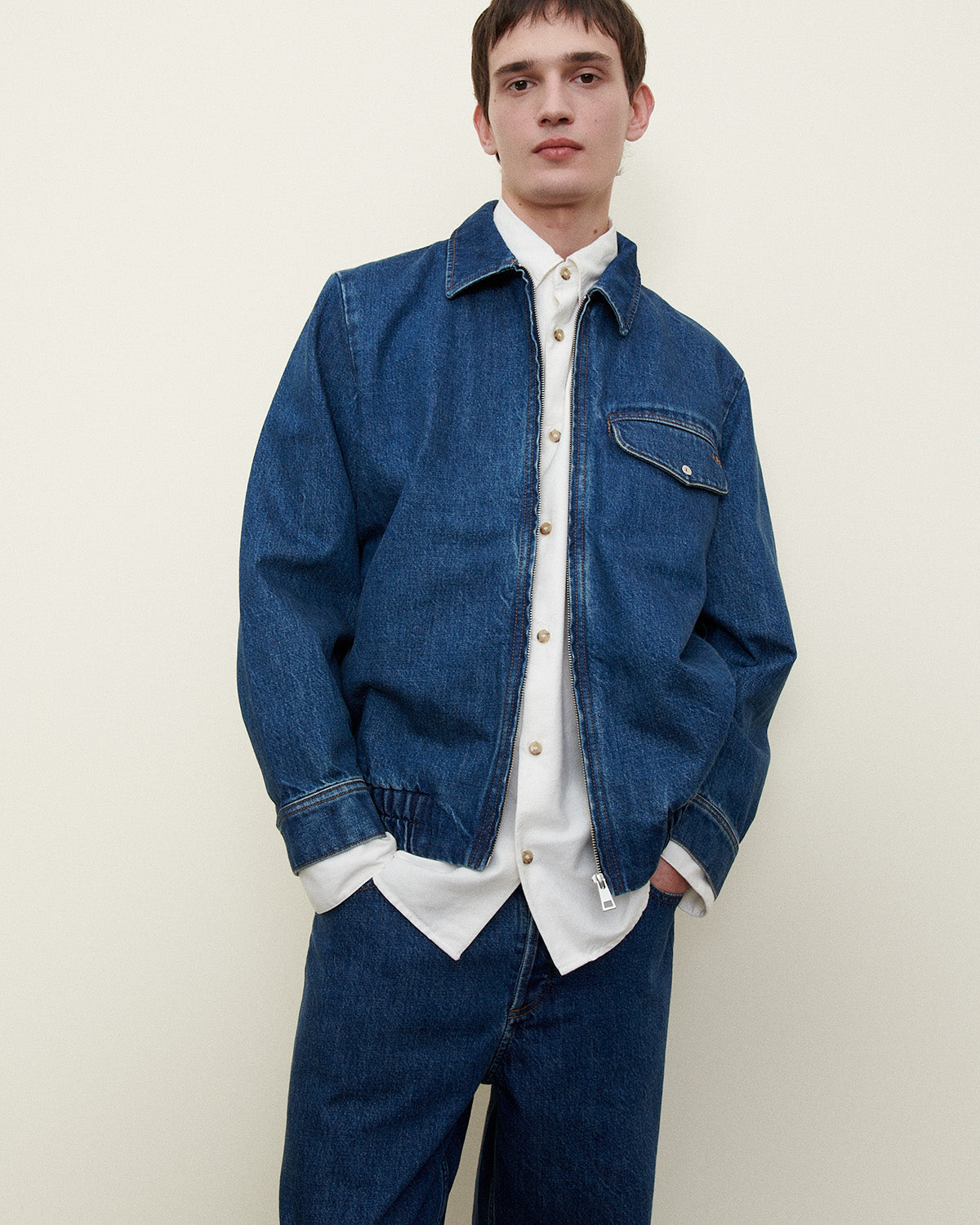 A.P.C. アーペーセー スタジャン M 紺x黒